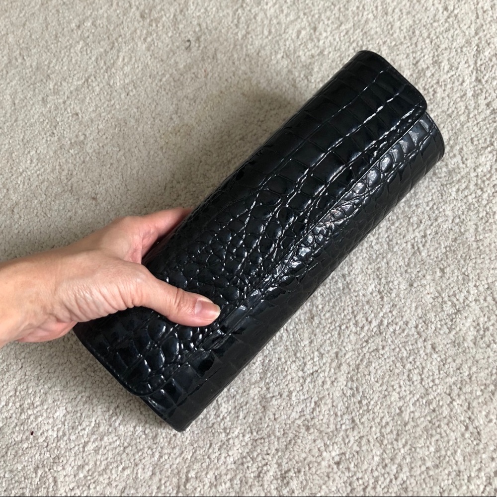 Crock embossed clutch